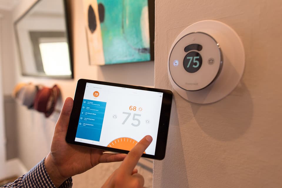 HVAC Contractors  In  UAE : Creating More Efficient Smart Home